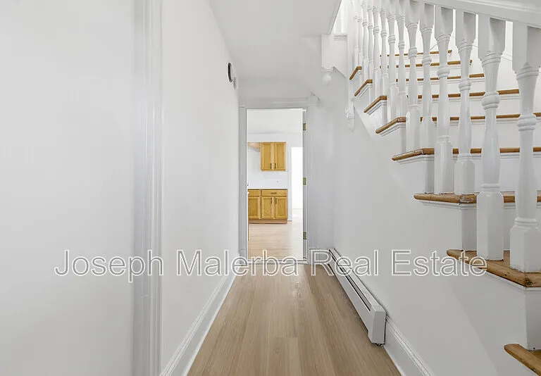 159 Connecticut Ave #2 — Photo 10