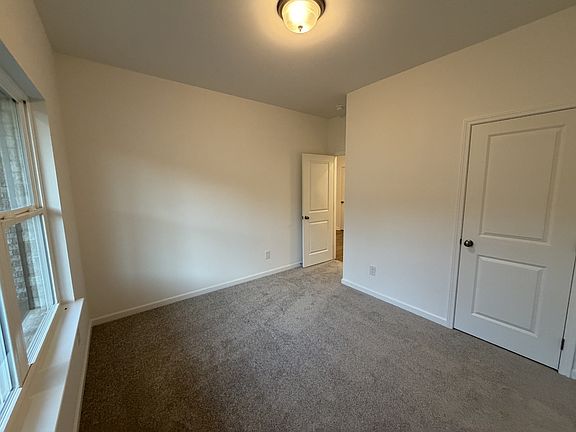5th image of 1120 Southerlynn Dr Lot 29
