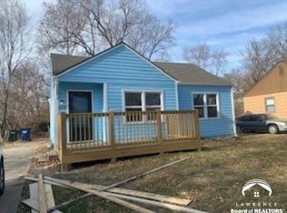 2121 Ohio St, Lawrence, KS 66046