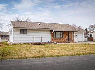 1251 Shorewood Dr, La Crosse, WI 54601
