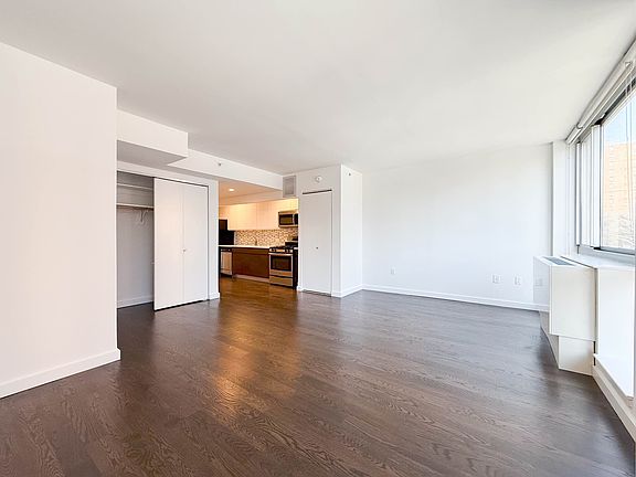 3rd image of 310 E 2nd St APT 2C