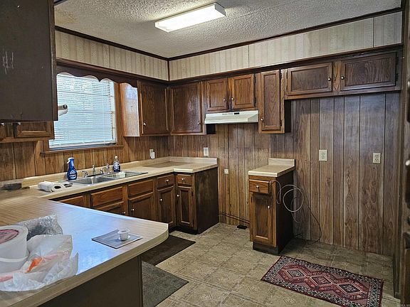 4th image of 263 Morgan Rd