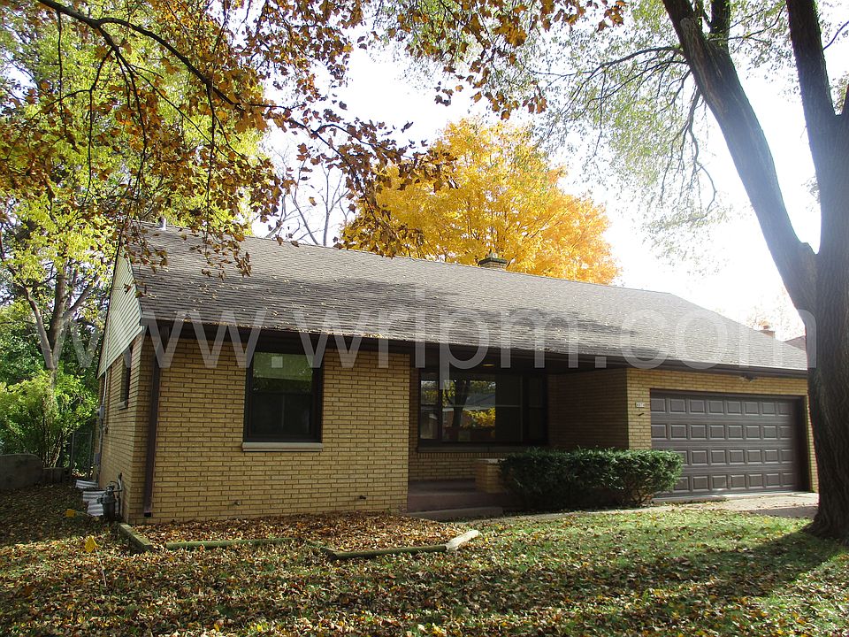 1st image of 4074 N 98th St