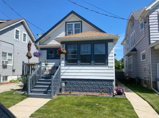 910 Manitoba Ave, South Milwaukee, WI 53172