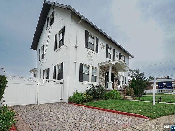 3rd image of 133 S Prospect Avenue