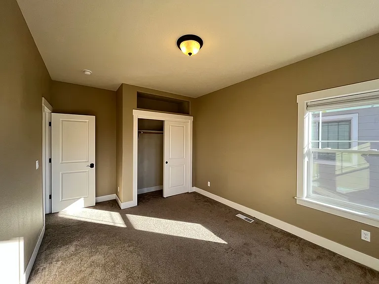 14753 NW Olive St — Photo 33