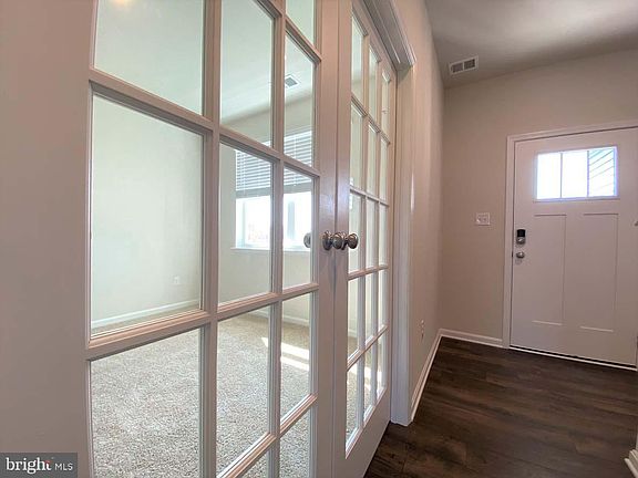 3rd image of 408 Lena Ln