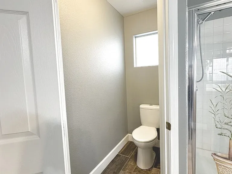 8209 Dusty Valley Ct — Photo 30