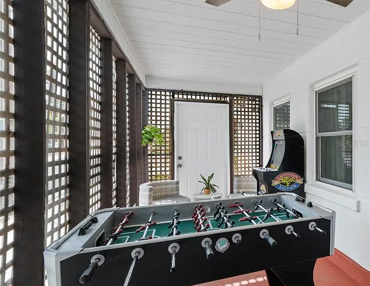 2402 W Cypress St — Photo 24