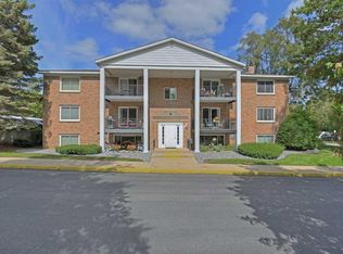 550 Georgetown Dr APT 12, Traverse City, MI 49684