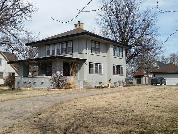 Exterior Side View