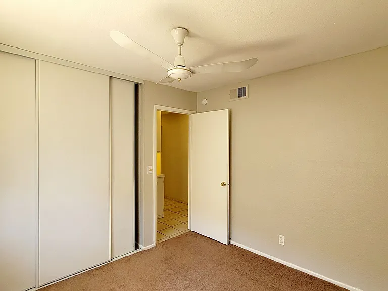 7123 Clearwater Ave — Photo 12