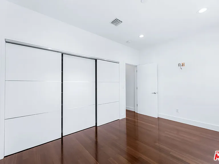 12719 Tiara St — Photo 17
