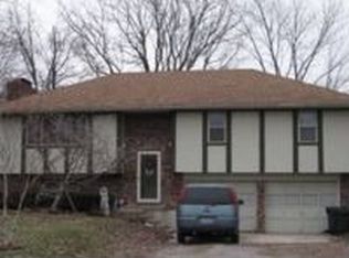 415 S Mead St, Cameron, MO 64429