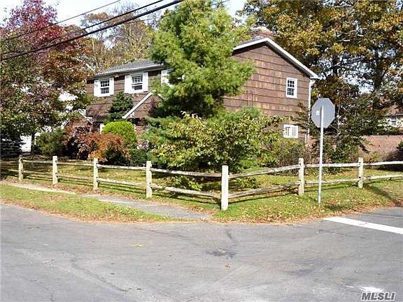3rd image of 24 William St