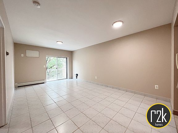 4th image of 25-23 36th St #3F