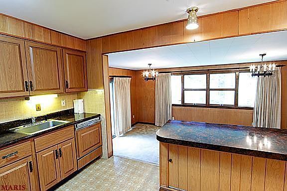 2nd image of 10224 Surf Dr