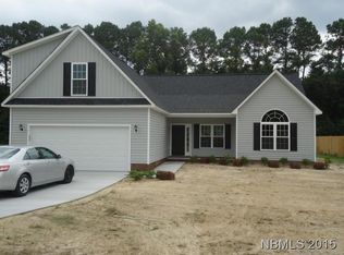 215 Pecan Grove Ct, New Bern, NC 28562