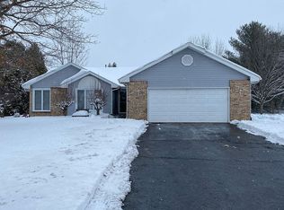 8091 N Ryan Cir, Byron, IL 61010