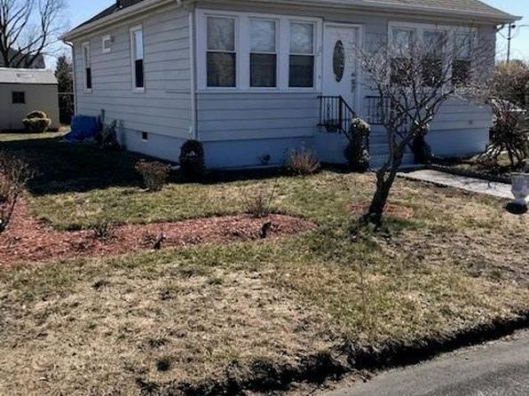 Recently Sold Homes In East Providence Ri 2 462 Transactions Zillow