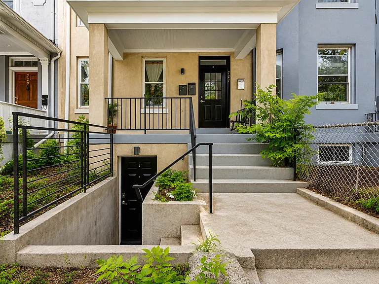 727 Quebec Pl NW — Photo 22
