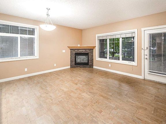 3rd image of 110 S 12th Ave NE #102