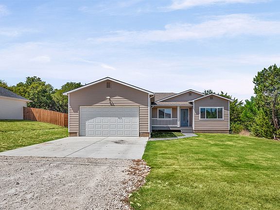 3rd image of 5908 Collins Ct