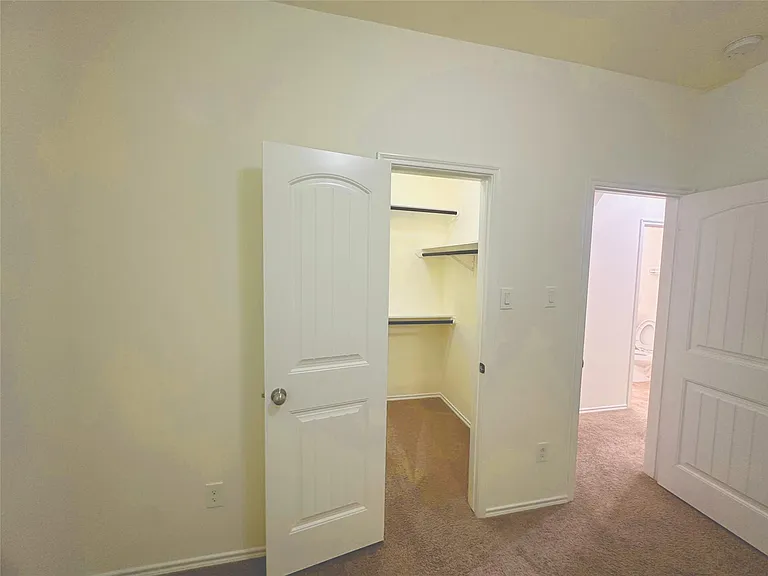 8218 Nagy Hill St — Photo 23
