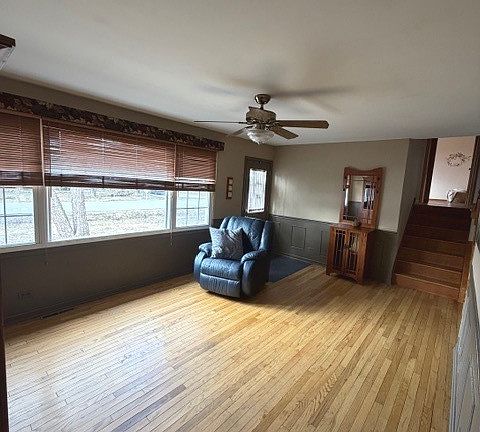 3rd image of 1702 Parklane Ave