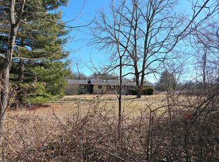 8715 Hogbac Rd, Woodstock, IL 60098