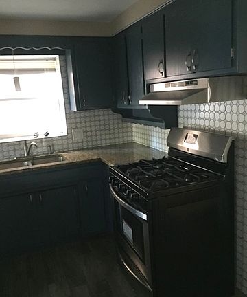 3rd image of 2244 Oak Park Ave #Ge