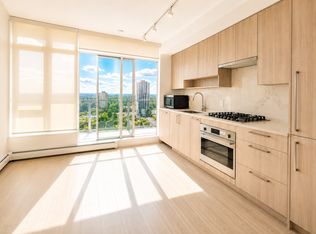 13350 Central Ave #1909, Surrey, BC V3T 0M3