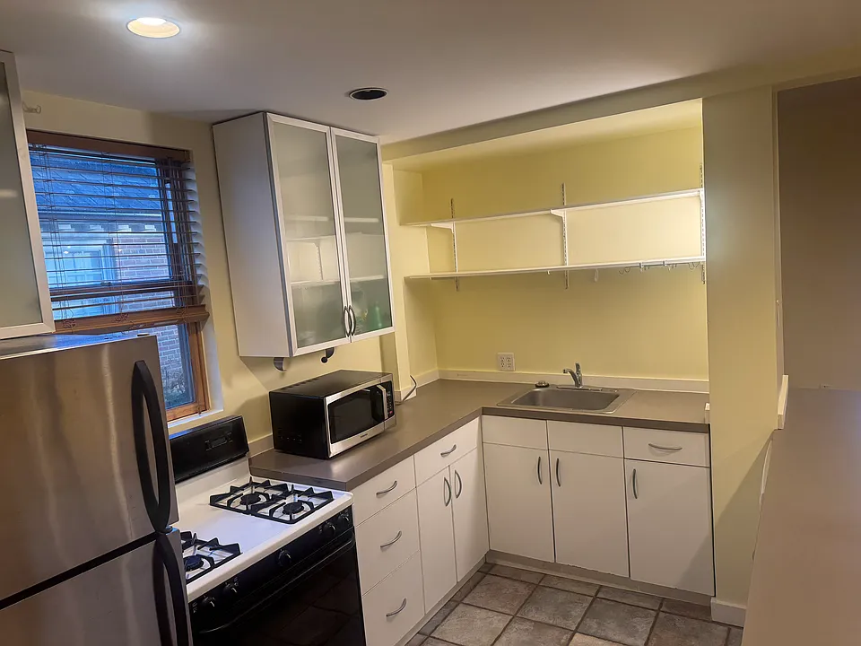 Open Kitchen - Quartz Counter-tops being installed today - Plenty of cabinets and shelf space