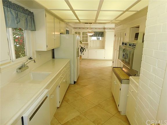 4th image of 10433 El Braso Dr