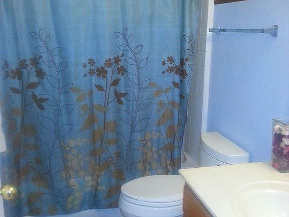 2nd bathroom