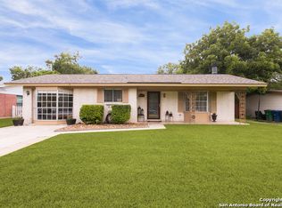 1023 Mount Serolod Dr, San Antonio, TX 78213
