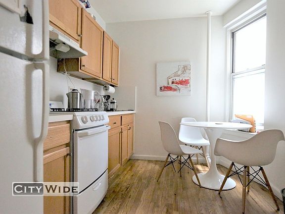 5th image of 21 E 2nd St #13A