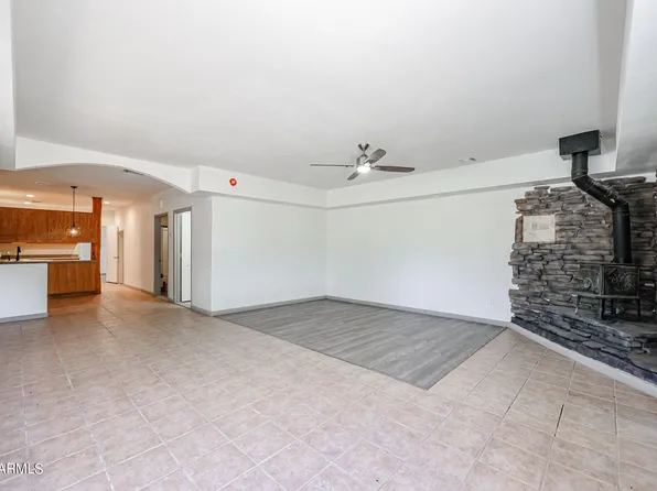 20321 E CHRYSOCOLLA Road, Black Canyon City, AZ 85324