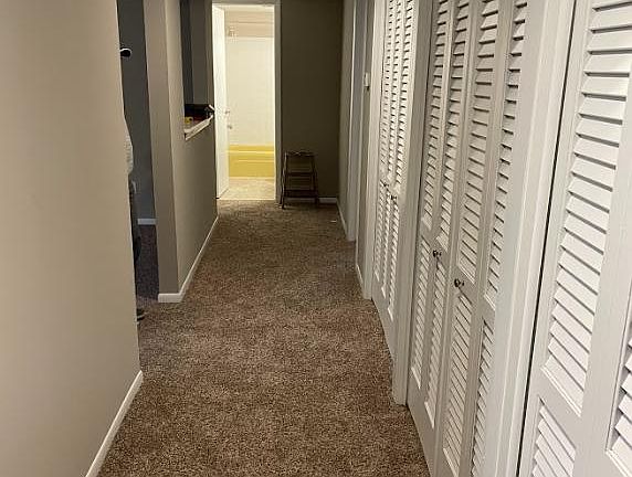 Hallway entry from front door