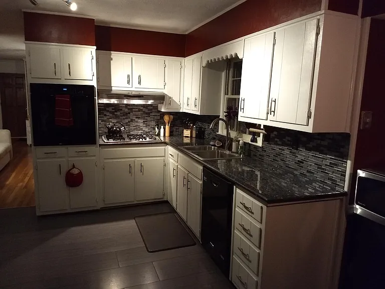 3806 Cheryl Lynn Ct — Photo 12