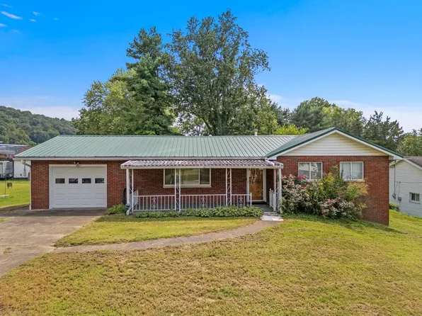 6021 Miller Rd, Huntington, WV 25702