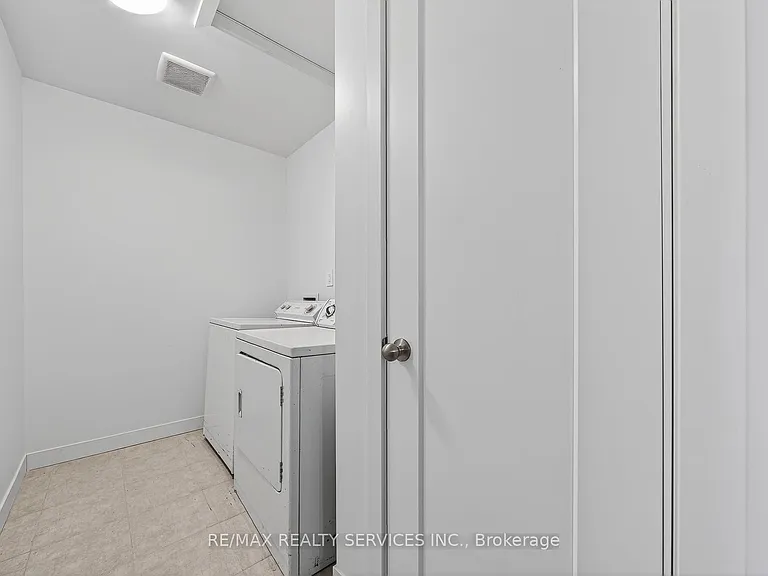 95 Queensbrook Cres — Photo 29