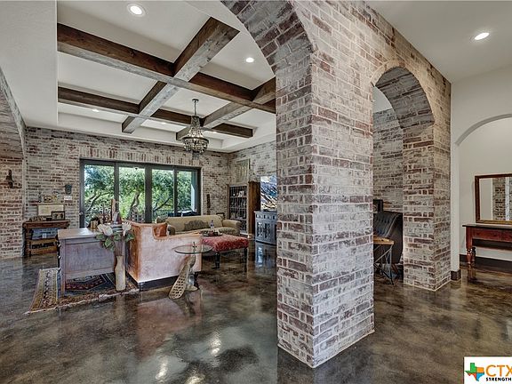 5th image of 1406 Ensenada Dr