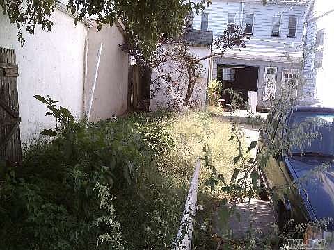 3rd image of 9576 115th St