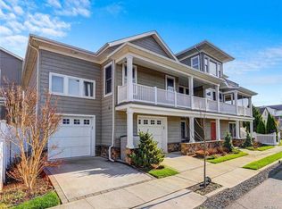 42 Heron St, Long Beach, NY 11561