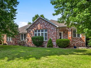 4621 S Warren Road, Springfield, MO 65810