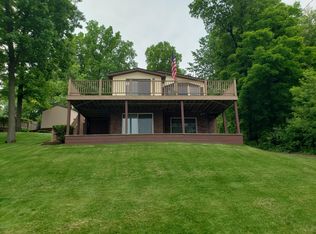 11296 Pierce Dr, Three Rivers, MI 49093