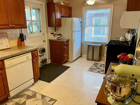 5th image of 4140 N Bartlett Ave #4140