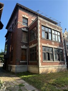 192 Bidwell Pkwy, Buffalo, NY, 14222