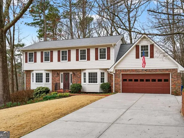 1663 Huntingford Dr, Marietta, GA 30068